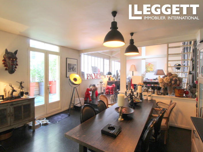 Image No.1-4 Bed House for sale