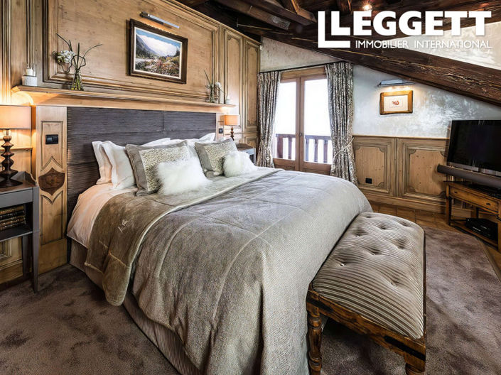 Image No.5-5 Bed House for sale