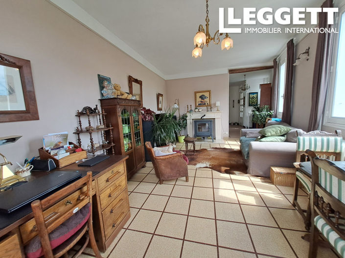 Image No.7-3 Bed House for sale