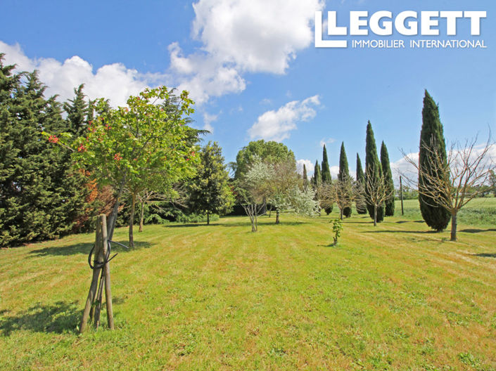 Image No.4-8 Bed House for sale