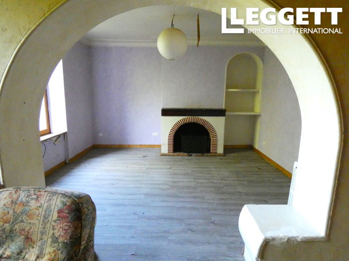 Image No.1-4 Bed House for sale