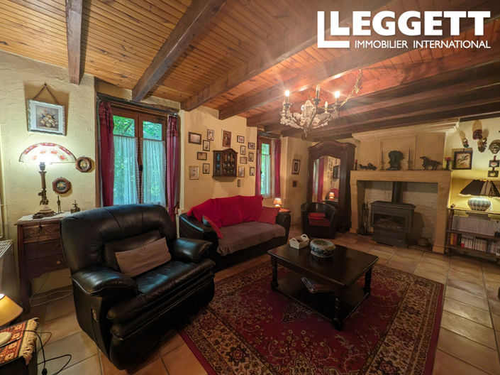 Image No.6-4 Bed House for sale