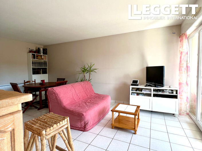 Image No.10-1 Bed Apartment for sale