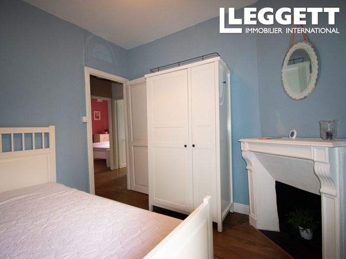 Image No.9-5 Bed House for sale