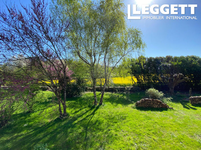 Image No.2-4 Bed House for sale