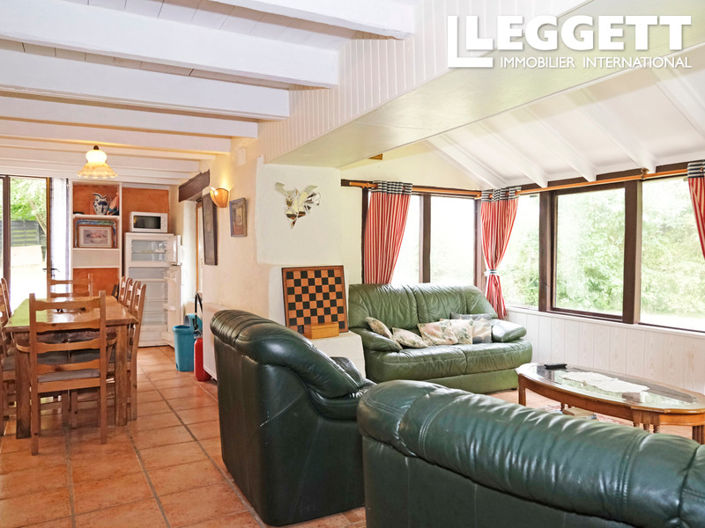 Image No.9-25 Bed House for sale