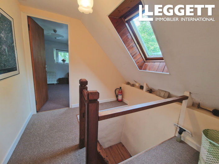 Image No.9-3 Bed House for sale