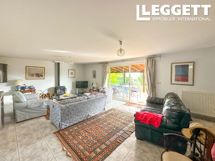 Image No.7-4 Bed House for sale