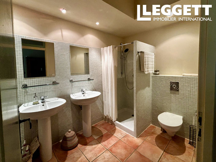 Image No.7-1 Bed House for sale