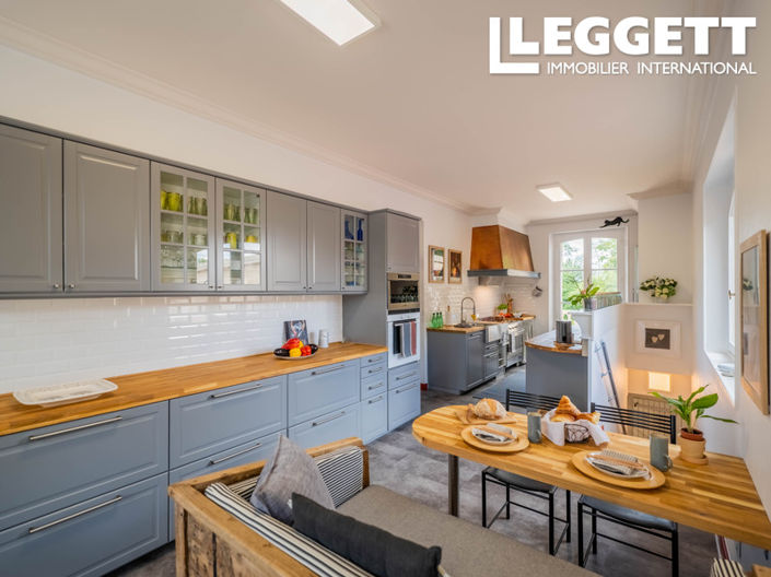 Image No.10-10 Bed House for sale