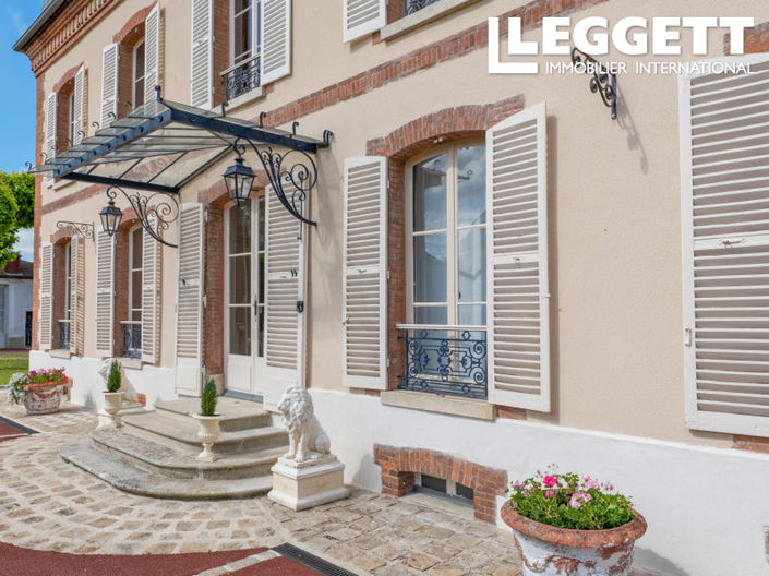 Image No.2-10 Bed House for sale