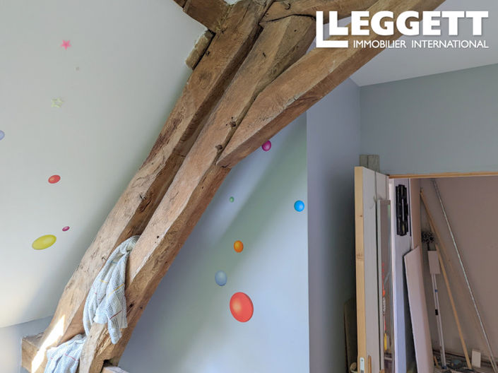 Image No.5-5 Bed House for sale