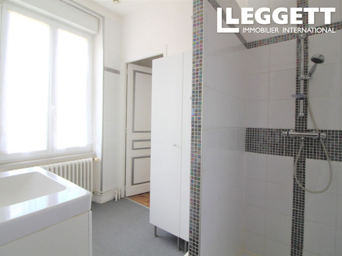 Image No.6-4 Bed House for sale