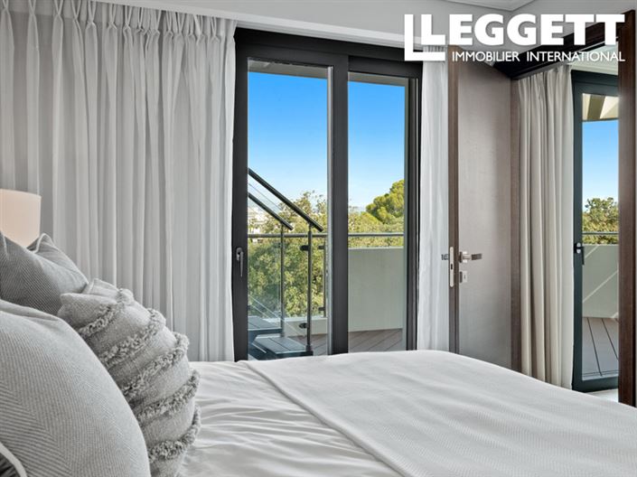 Image No.4-4 Bed Apartment for sale