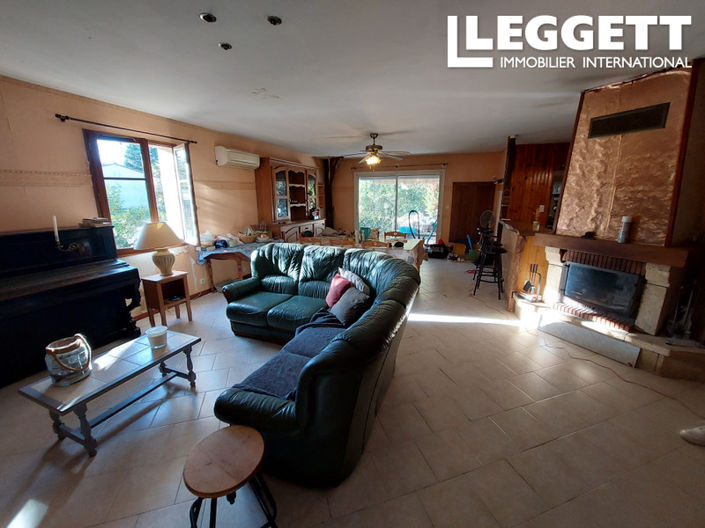 Image No.4-4 Bed House for sale