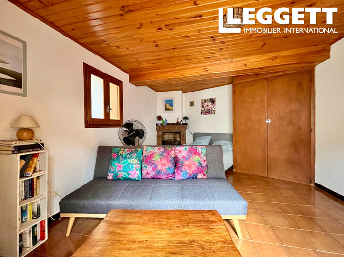 Image No.3-3 Bed House for sale