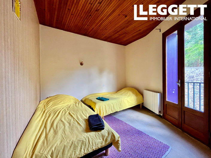 Image No.6-3 Bed House for sale