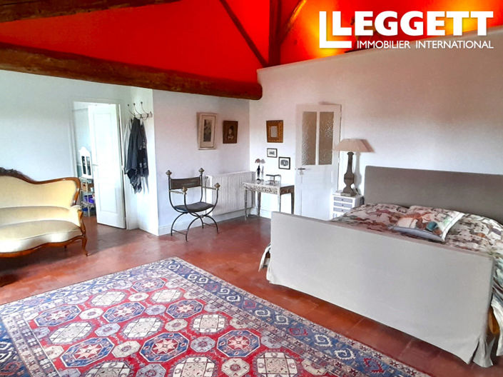 Image No.7-4 Bed House for sale