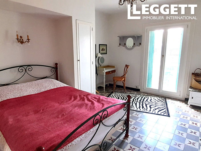 Image No.9-4 Bed House for sale