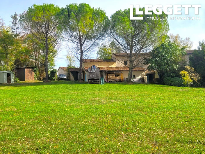 Image No.1-5 Bed House for sale