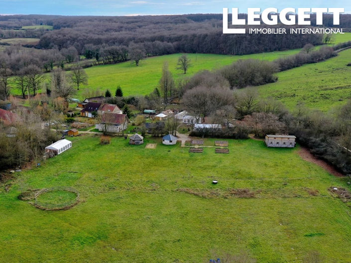 Image No.1-12 Bed House for sale