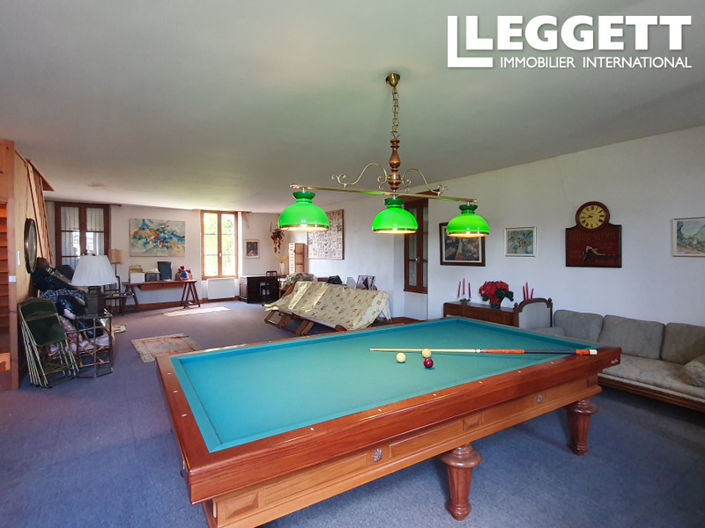 Image No.9-5 Bed House for sale