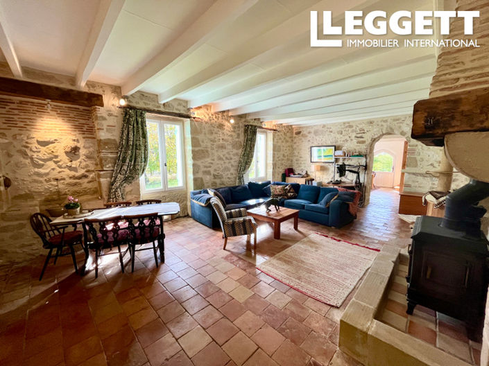 Image No.2-3 Bed House for sale