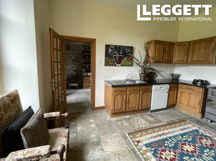 Image No.4-7 Bed House for sale