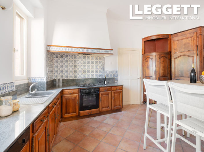 Image No.6-3 Bed House for sale