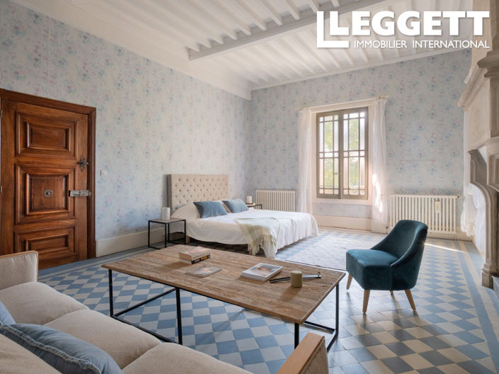 Image No.7-3 Bed House for sale