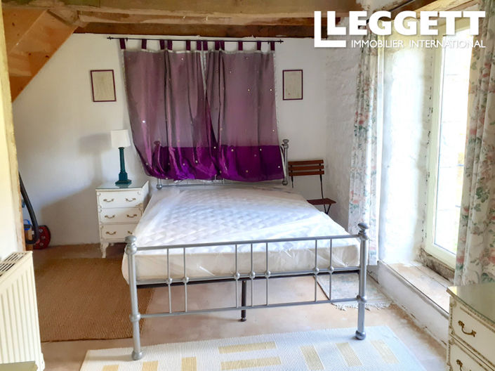 Image No.8-3 Bed House for sale