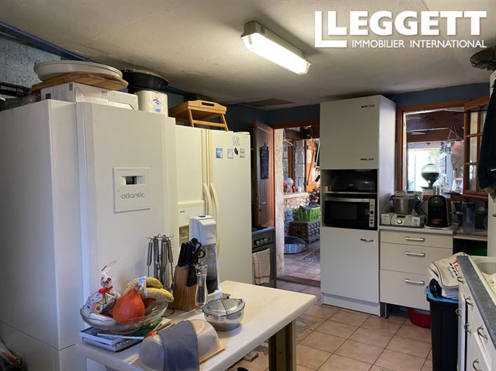 Image No.8-4 Bed House for sale