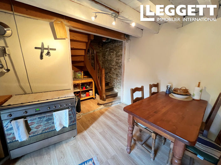 Image No.9-2 Bed House for sale