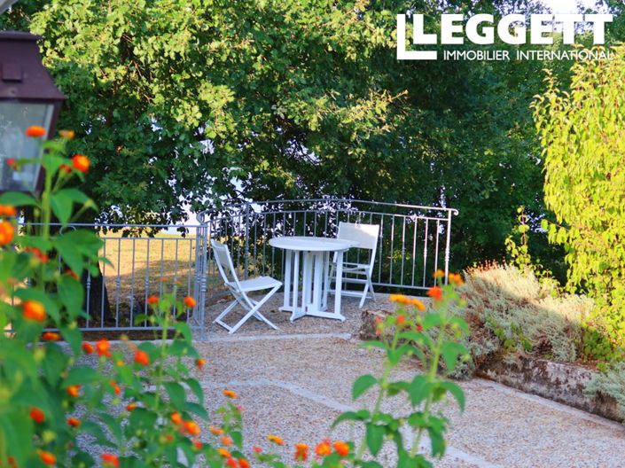 Image No.6-7 Bed House for sale