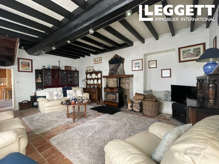 Image No.1-3 Bed House for sale