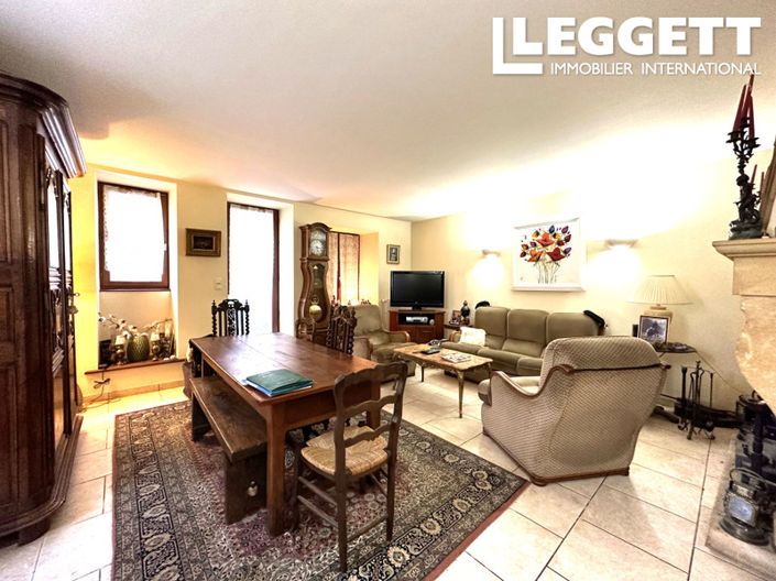 Image No.6-4 Bed House for sale