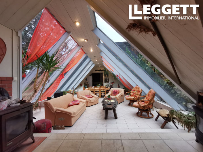 Image No.4-10 Bed House for sale