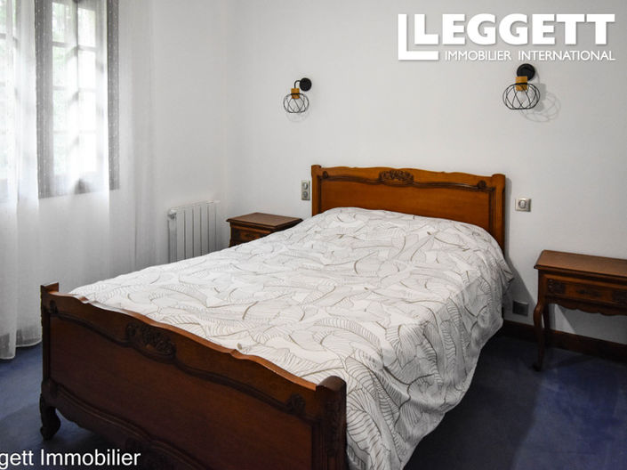 Image No.10-4 Bed House for sale