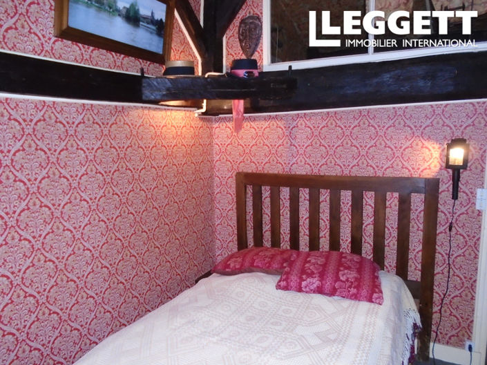 Image No.9-3 Bed House for sale