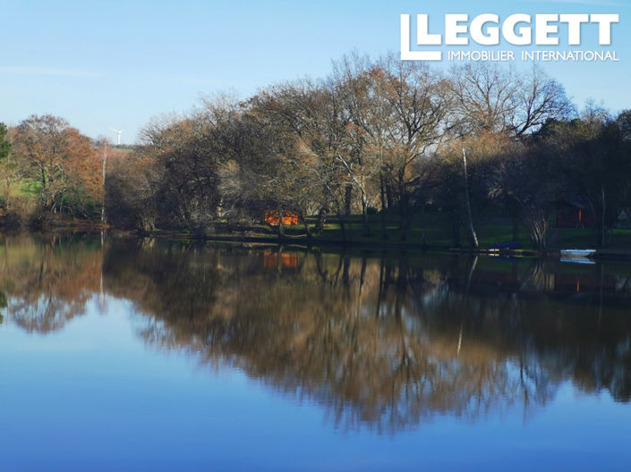 Image No.4-3 Bed Land for sale