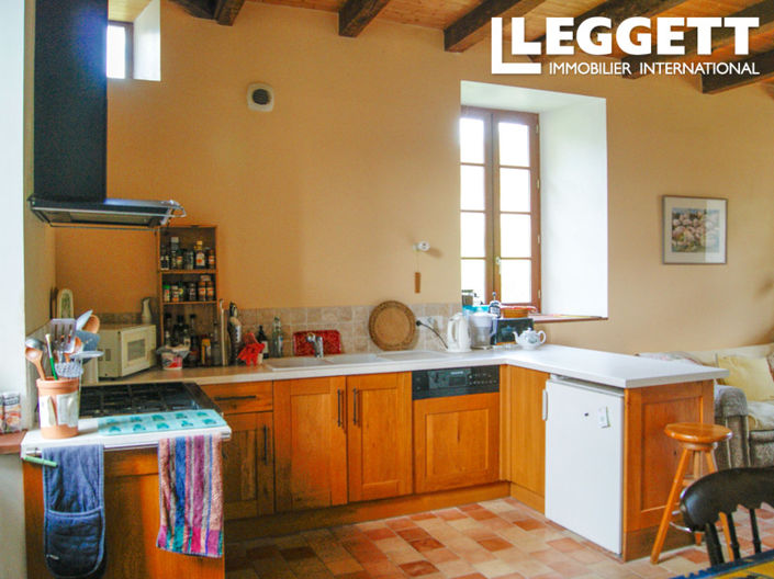 Image No.10-4 Bed House for sale