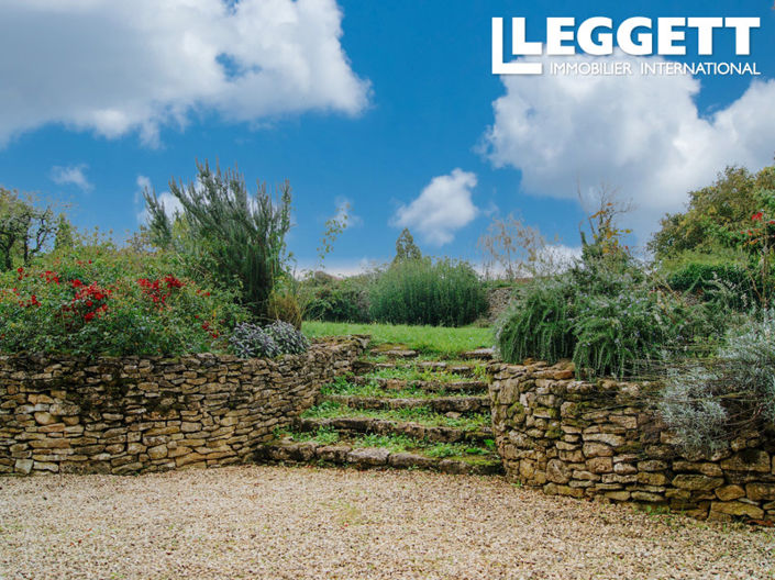 Image No.2-4 Bed House for sale