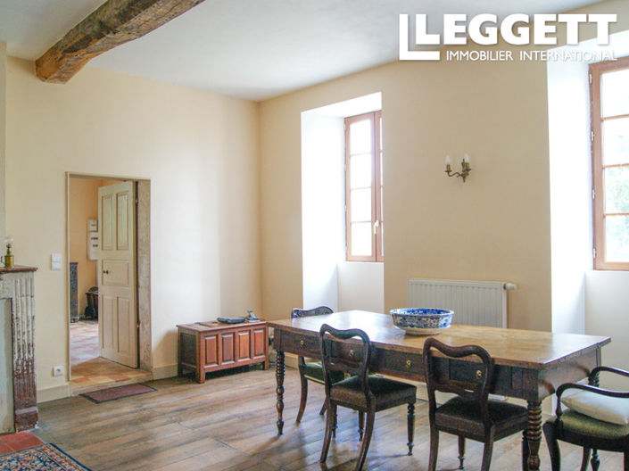 Image No.6-4 Bed House for sale