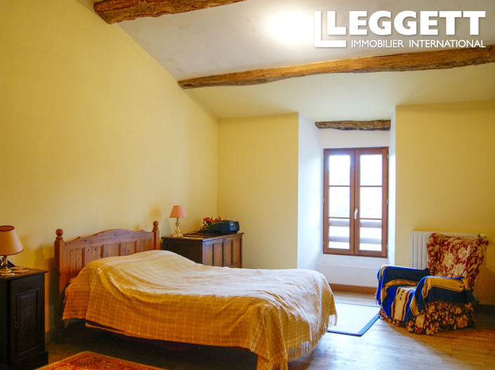 Image No.9-4 Bed House for sale