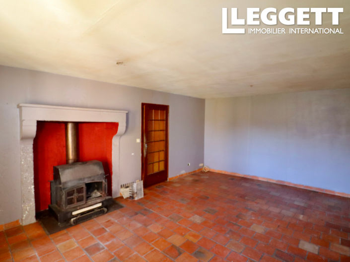 Image No.3-2 Bed House for sale