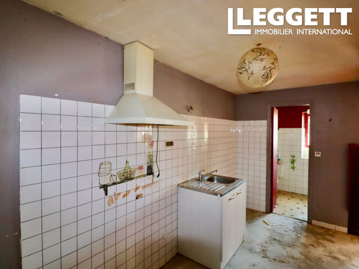 Image No.5-2 Bed House for sale