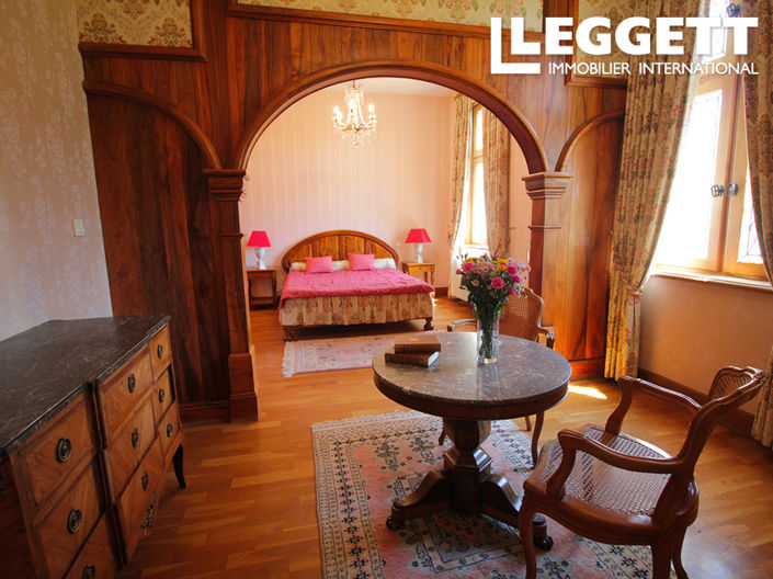 Image No.10-55 Bed Chateaux for sale