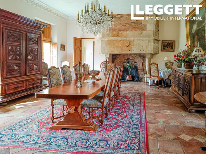 Image No.6-55 Bed Chateaux for sale