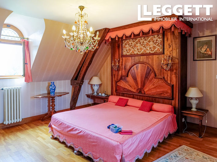 Image No.7-55 Bed Chateaux for sale