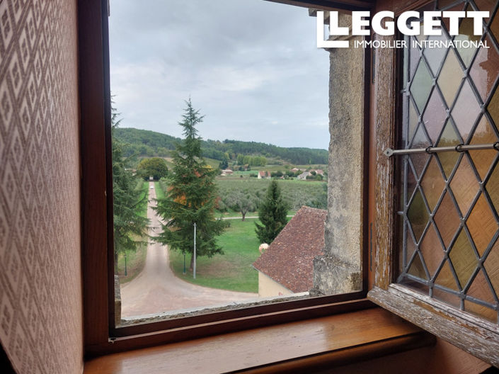 Image No.9-55 Bed Chateaux for sale